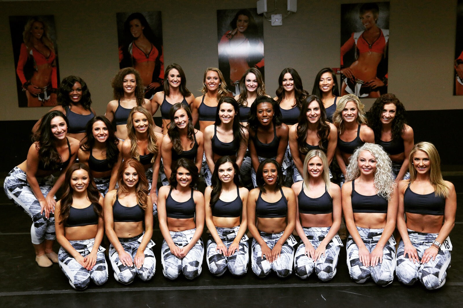 Broncos en Español is back! - Denver Broncos Cheerleaders