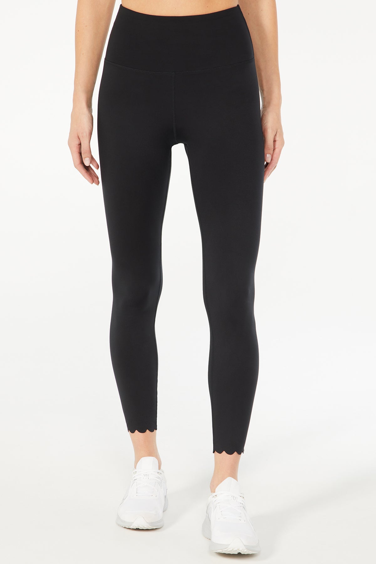 Scallop Legging